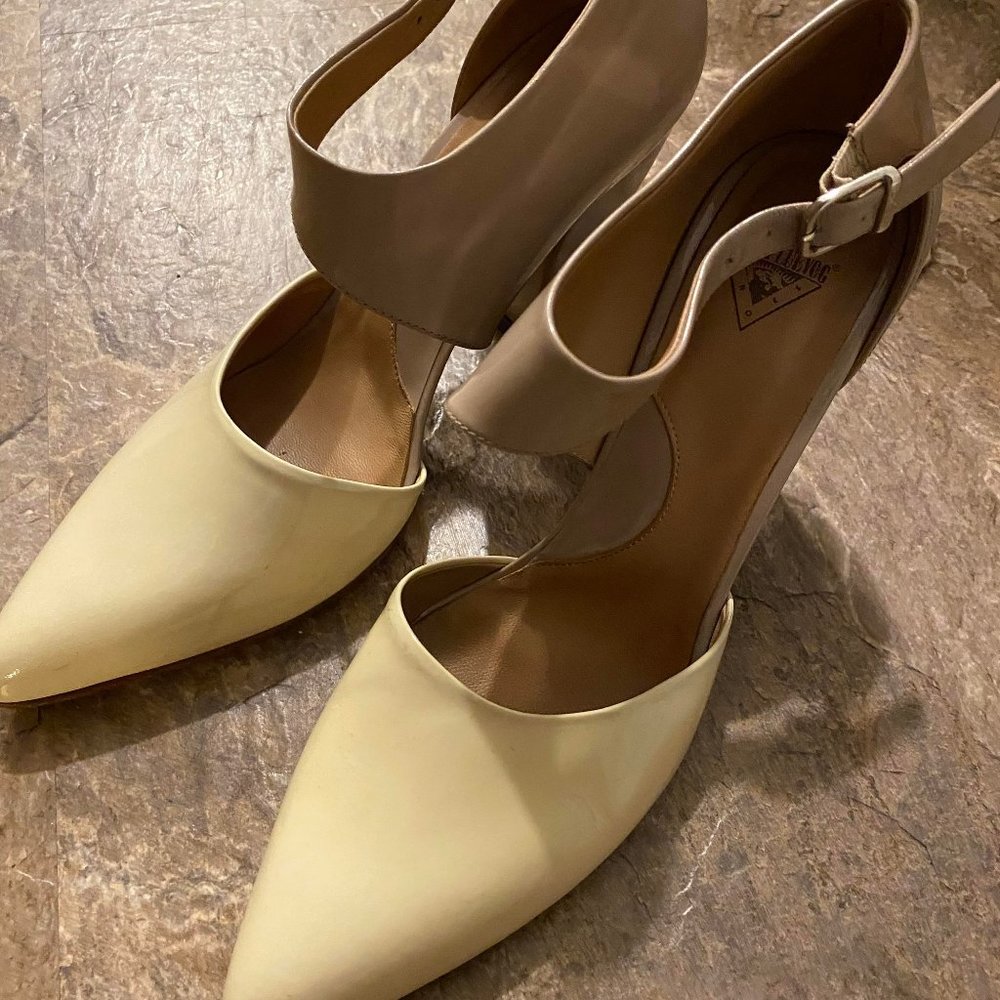 JOHN FLUEVOG Vanessa ankle-wrapped high heel shoes Size 8.5 (US)